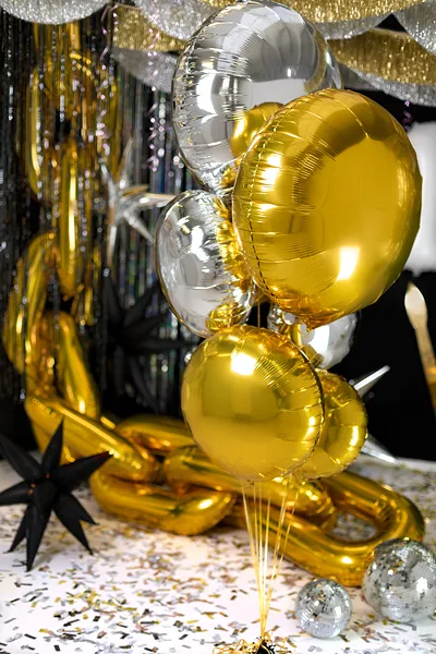 Round foil balloon, 80 cm, gold - Imagen 2